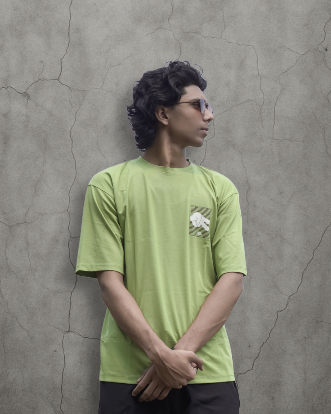Oversized Graphic T-Shirt – Be Art